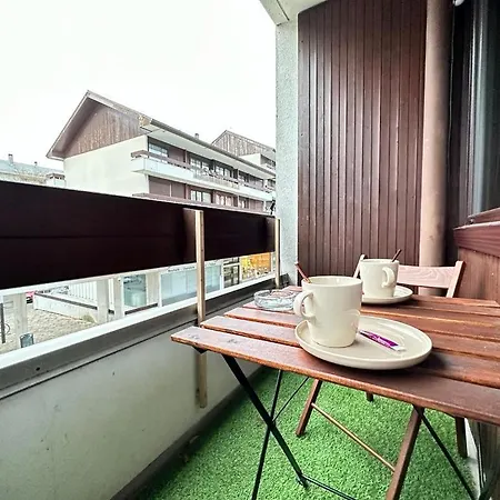Fléchambault Face à La Basilique Avec Terrasse Apartamento Reims