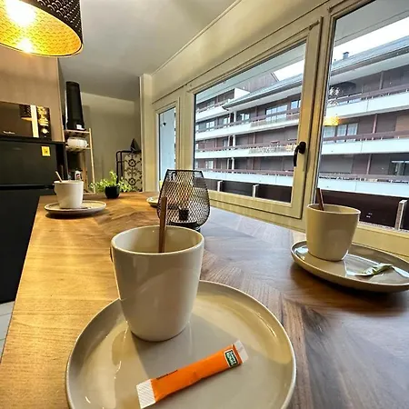 Flechambault Face A La Basilique Avec Terrasse Apartmán *