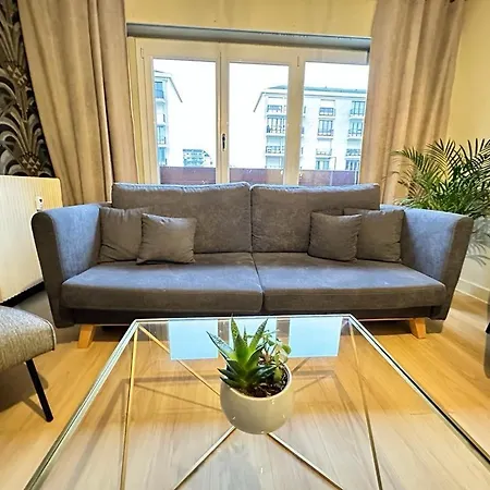 Apartment Flechambault Face A La Basilique Avec Terrasse *